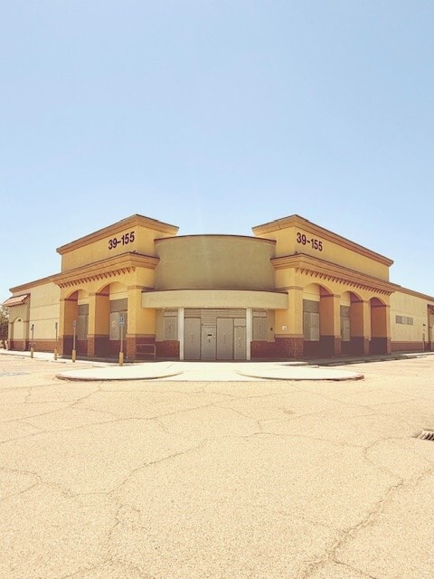 39155 Washington St, Palm Desert, CA for lease Interior Photo- Image 1 of 22