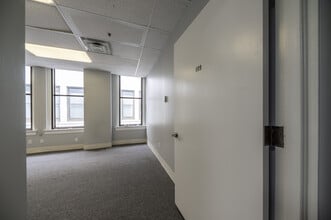 700 Market St, Parkersburg, WV for lease Building Photo- Image 2 of 4