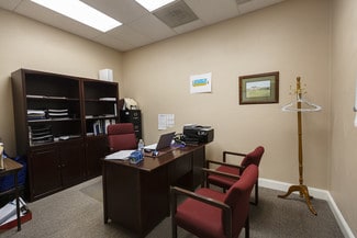 Plus de détails pour 5121 Starkey Rd, Cave Spring, VA - Bureau à louer