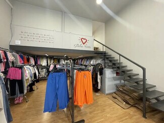 Plus de détails pour Commerce de détail à louer