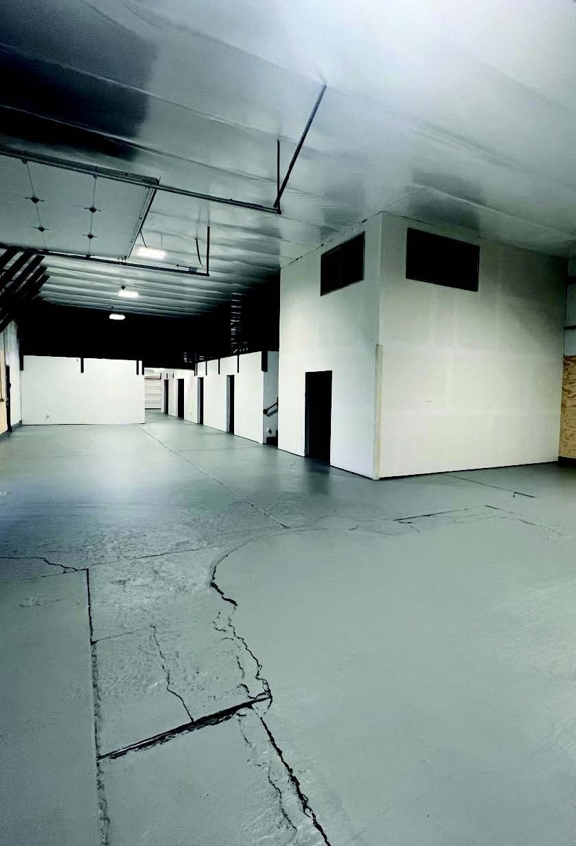 2990 Portland Rd NE, Salem, OR for lease Interior Photo- Image 1 of 3