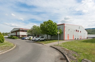 Plus de détails pour C1 Trade Park, Aberaman - Industriel à louer