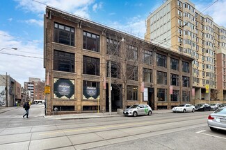 Plus de détails pour 10-14 Mccaul St, Toronto, ON - Bureau, Vente au détail à louer