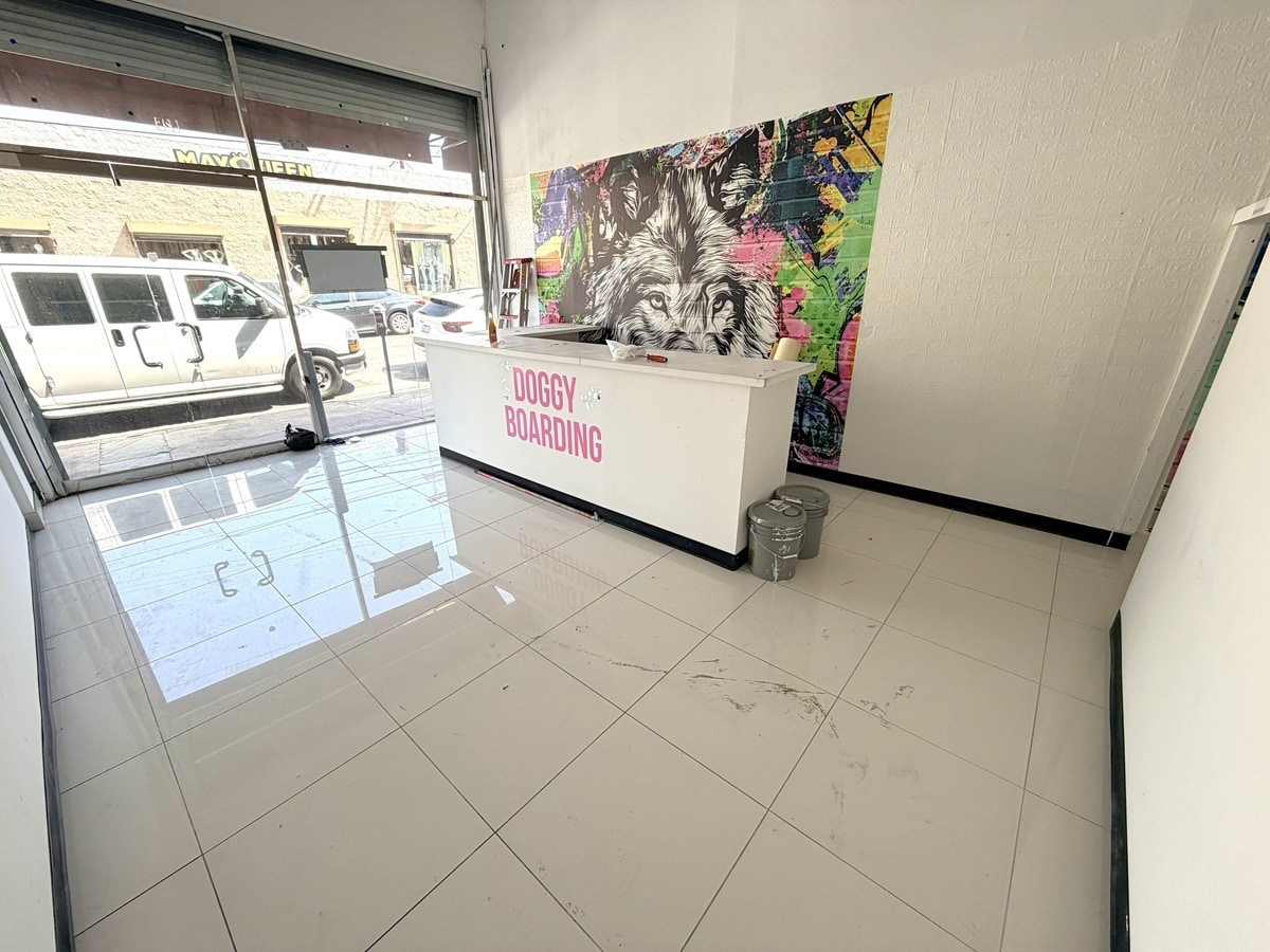 518-536 E 11th St, Los Angeles, CA for lease Primary Photo- Image 1 of 9