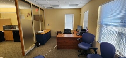 555 Heritage Rd, Southbury, CT for lease Interior Photo- Image 2 of 2