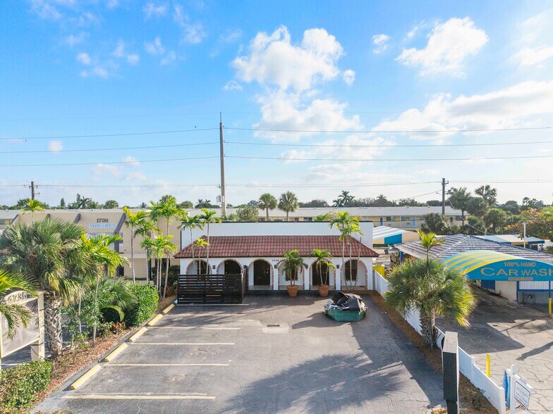 1730 E Commercial Blvd, Fort Lauderdale, FL à vendre - Photo du bâtiment - Image 2 de 50