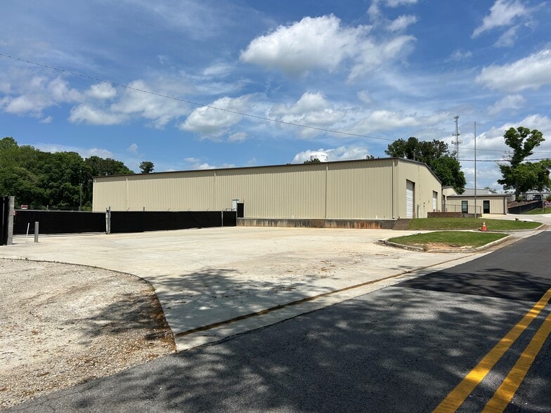 25 S Beulah St, Winder, GA for lease - Building Photo - Image 2 of 10
