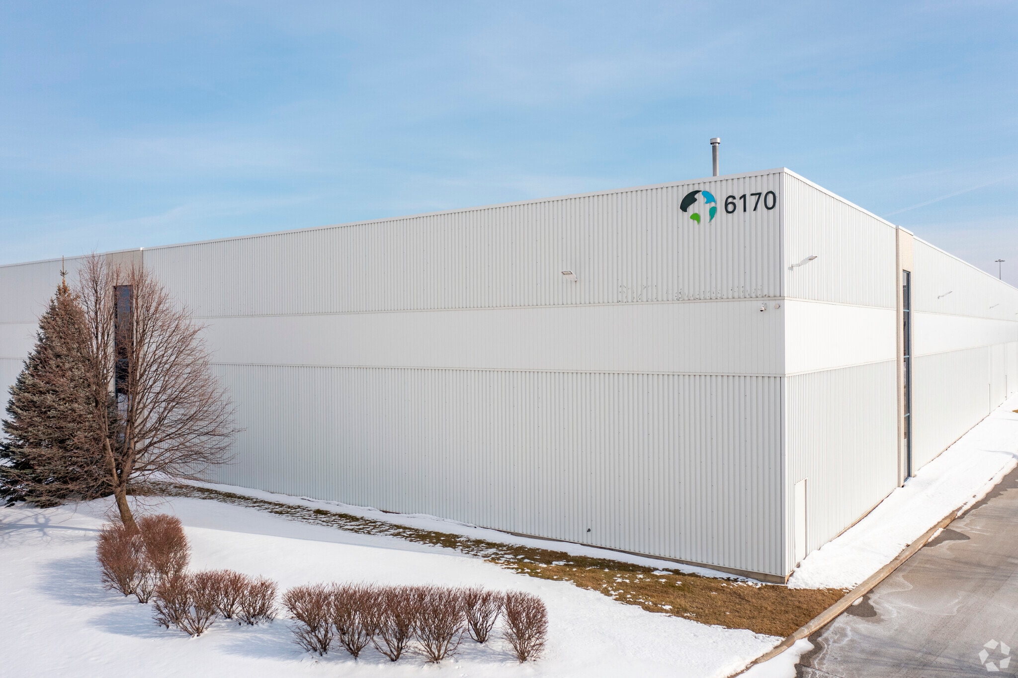 6170 Edwards Blvd, Mississauga, ON for lease Primary Photo- Image 1 of 5