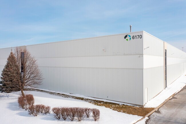 Plus de détails pour 6170 Edwards Blvd, Mississauga, ON - Industriel à louer