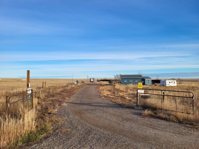 35635 County Road 160, Agate, CO à vendre - Photo du bâtiment - Image 2 de 36
