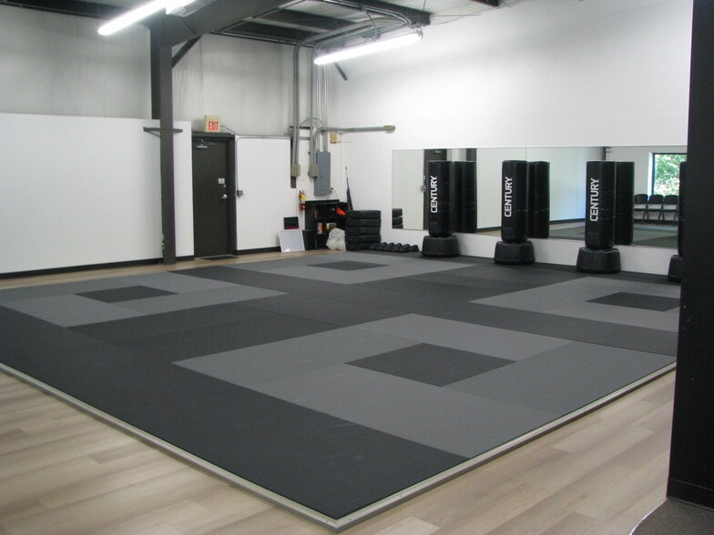 3600 Velp Ave, Howard, WI à louer - Photo intérieure - Image 3 de 9