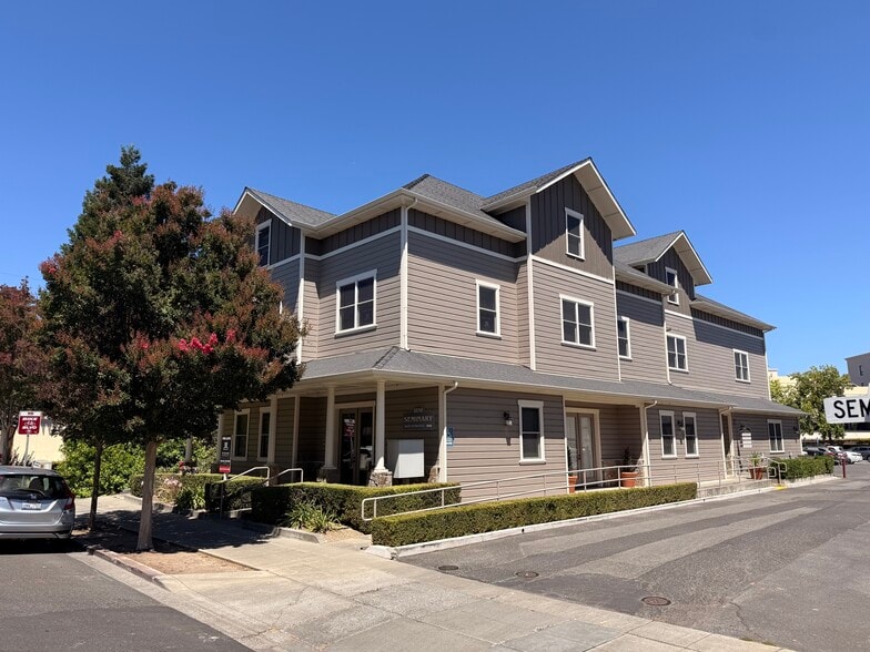 1030 Seminary St, Napa, CA for sale - Building Photo - Image 1 of 4
