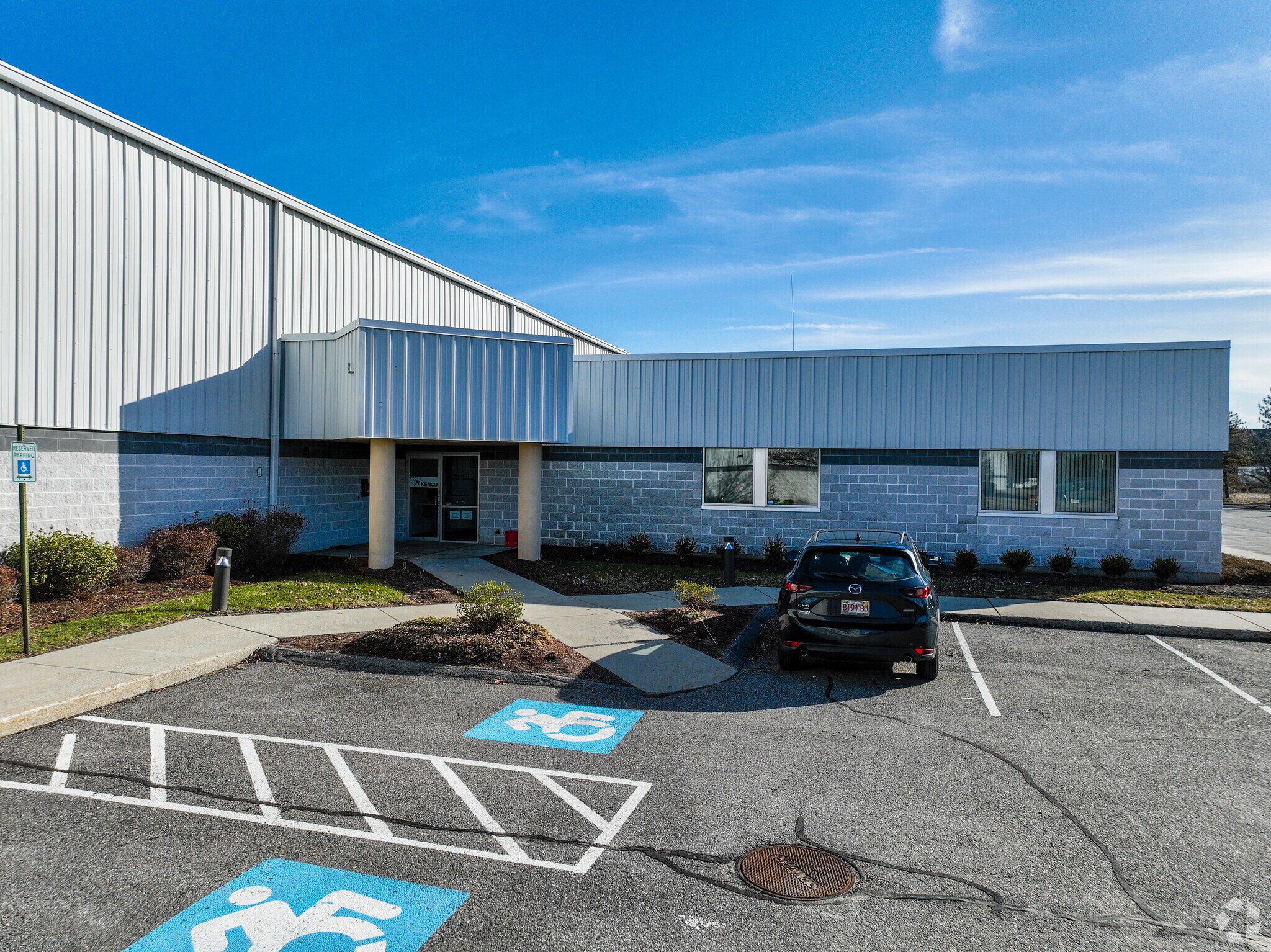 50 Independence Dr, Ayer, MA à louer Photo principale- Image 1 de 15