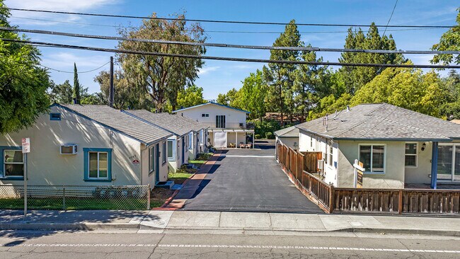 More details for 4041-4067 Vineyard Ave, Pleasanton, CA - Multifamily for Sale