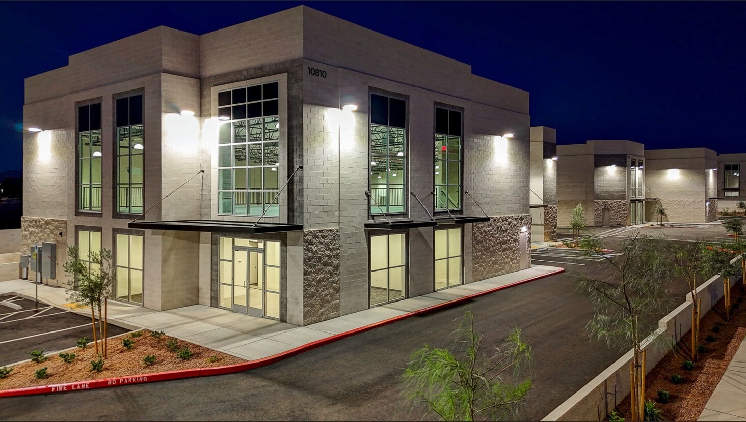 10710-10890 South Rainbow Blvd, Las Vegas, NV for lease Building Photo- Image 1 of 21