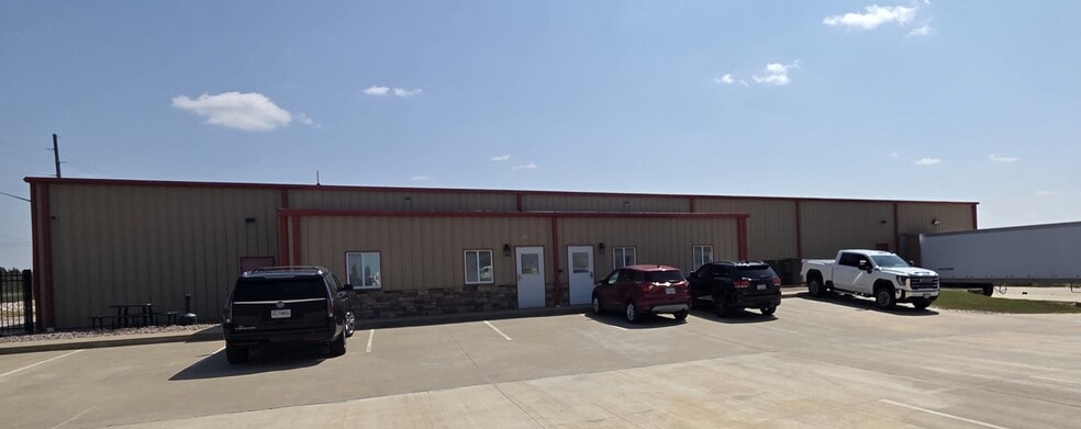15 Cooperative Way, Wright City, MO for lease - Primary Photo - Image 1 of 9