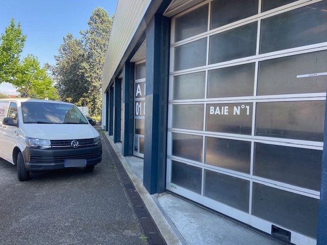 365 Route De Vienne, Vénissieux for lease Building Photo- Image 1 of 2