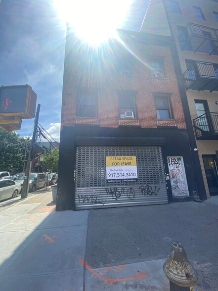 602 Myrtle Ave, Brooklyn, NY for lease - Building Photo - Image 1 of 1