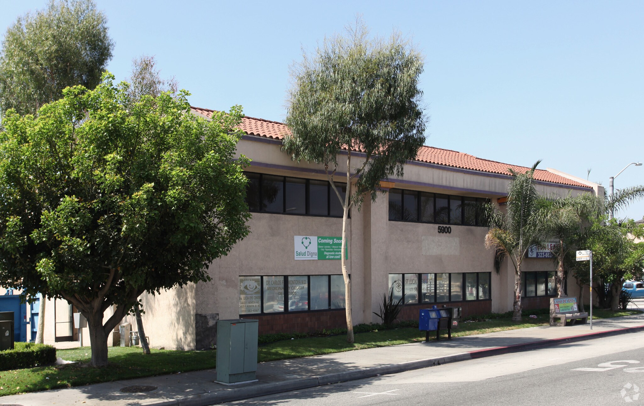 5900 Pacific Blvd, Huntington Park, CA à louer Photo du bâtiment- Image 1 de 19