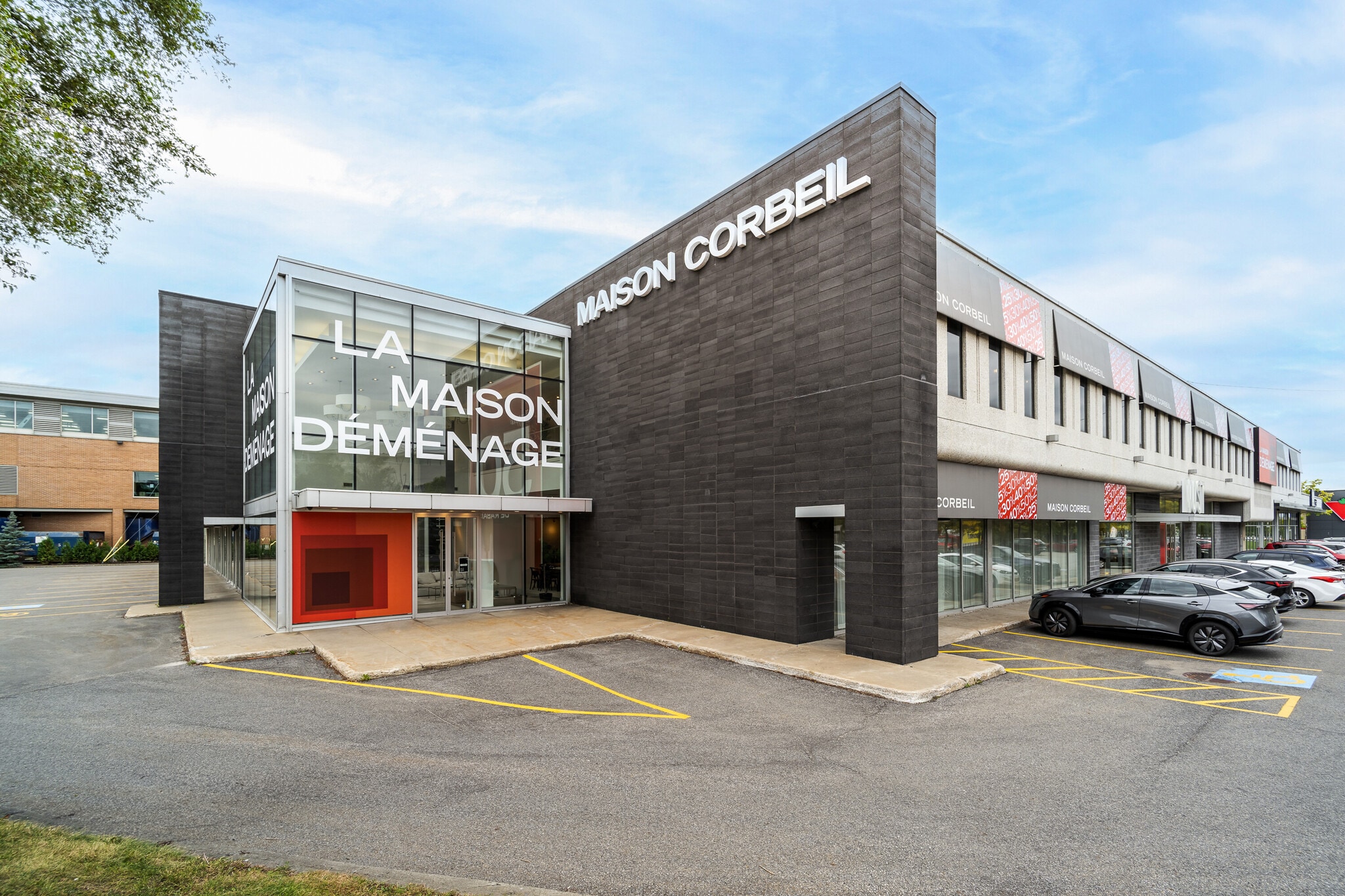9000-9012 Boul De L'acadie, Montréal, QC for lease Primary Photo- Image 1 of 20