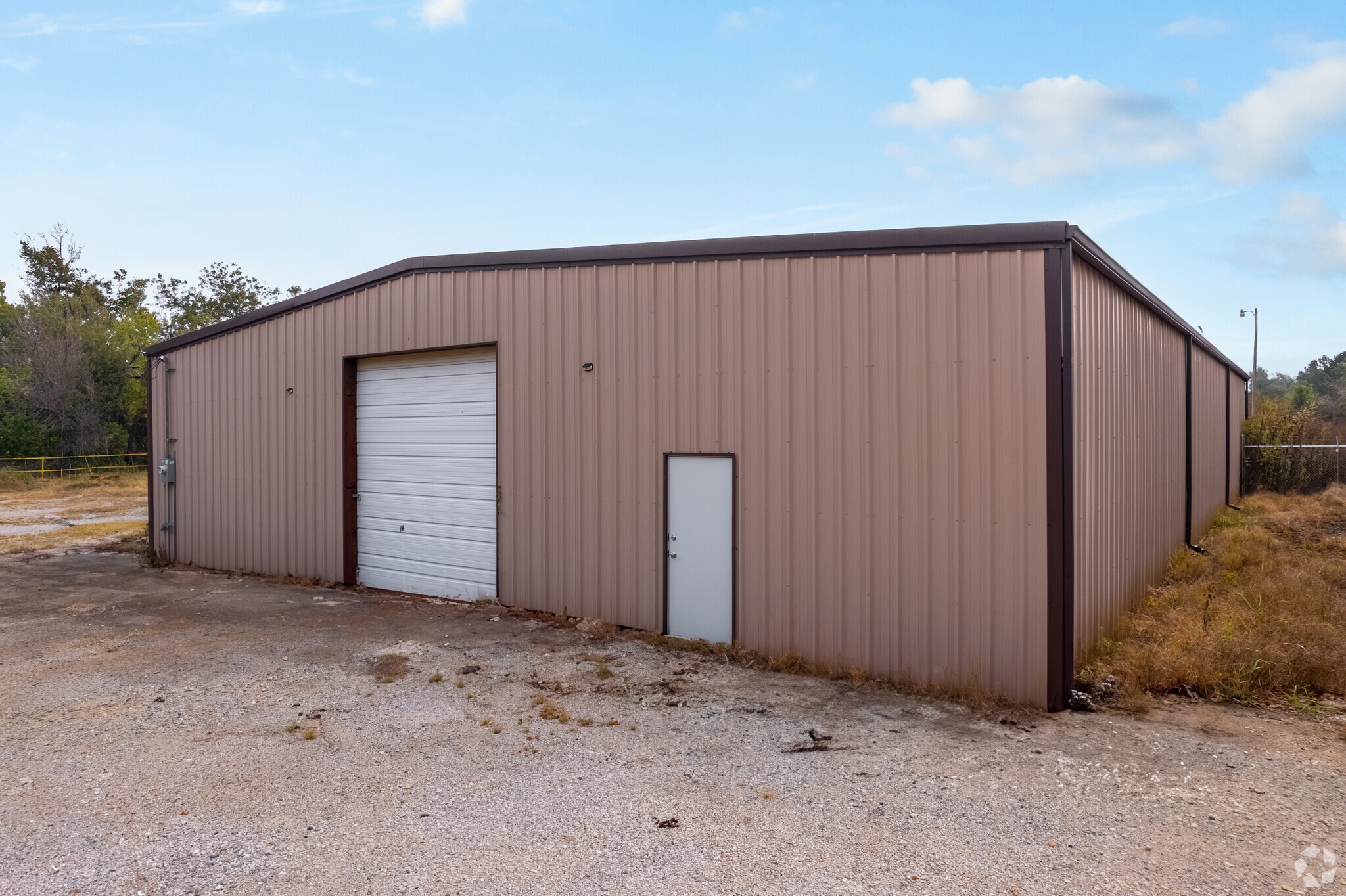 1516 S Sycamore St, Palestine, TX for lease Building Photo- Image 1 of 12