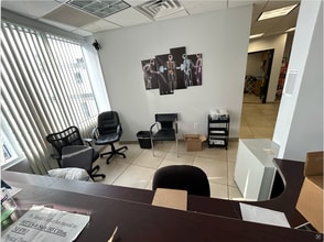 433 Sussex St, Paterson, NJ for lease Interior Photo- Image 1 of 11