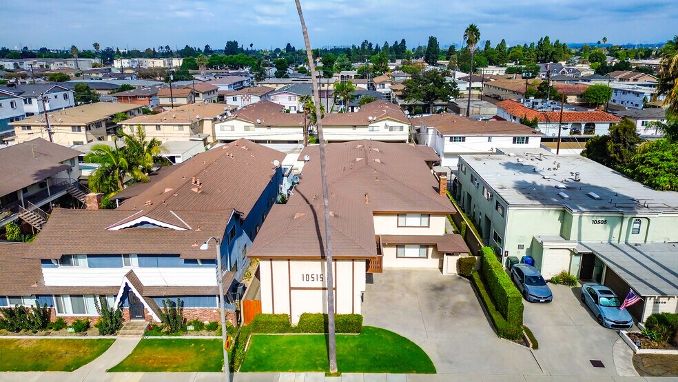 10515 Downey Ave, Downey, CA à vendre - Photo du bâtiment - Image 3 de 5