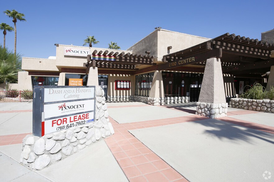 2100 N Palm Canyon Dr, Palm Springs, CA à vendre - Photo du bâtiment - Image 3 de 4