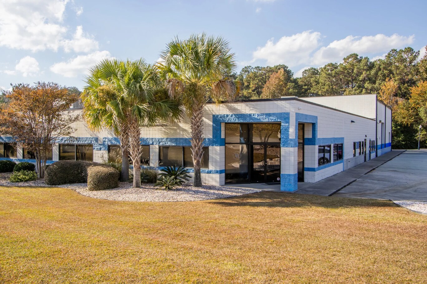 104 Vantage Point Dr, West Columbia, SC for lease Primary Photo- Image 1 of 17