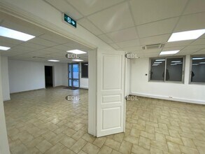 Flex in Sainte-Geneviève-des-Bois for sale Interior Photo- Image 2 of 7