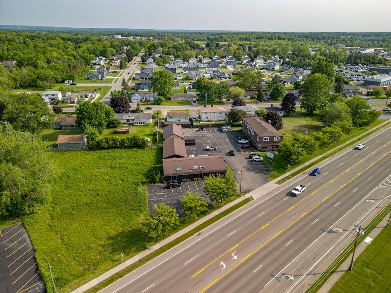 4945 Southwestern Blvd, Hamburg, NY for sale - Building Photo - Image 3 of 40