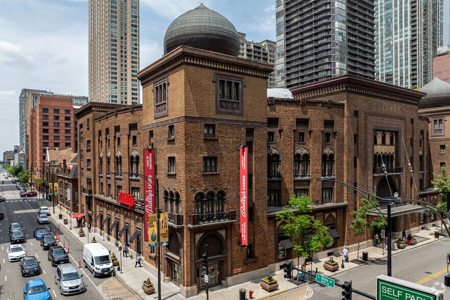 600 N Wabash Ave, Chicago, IL à louer - Photo principale - Image 1 de 7