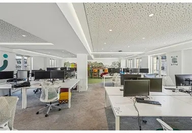 53 Rue D'Hauteville, Paris for lease - Building Photo - Image 3 of 17