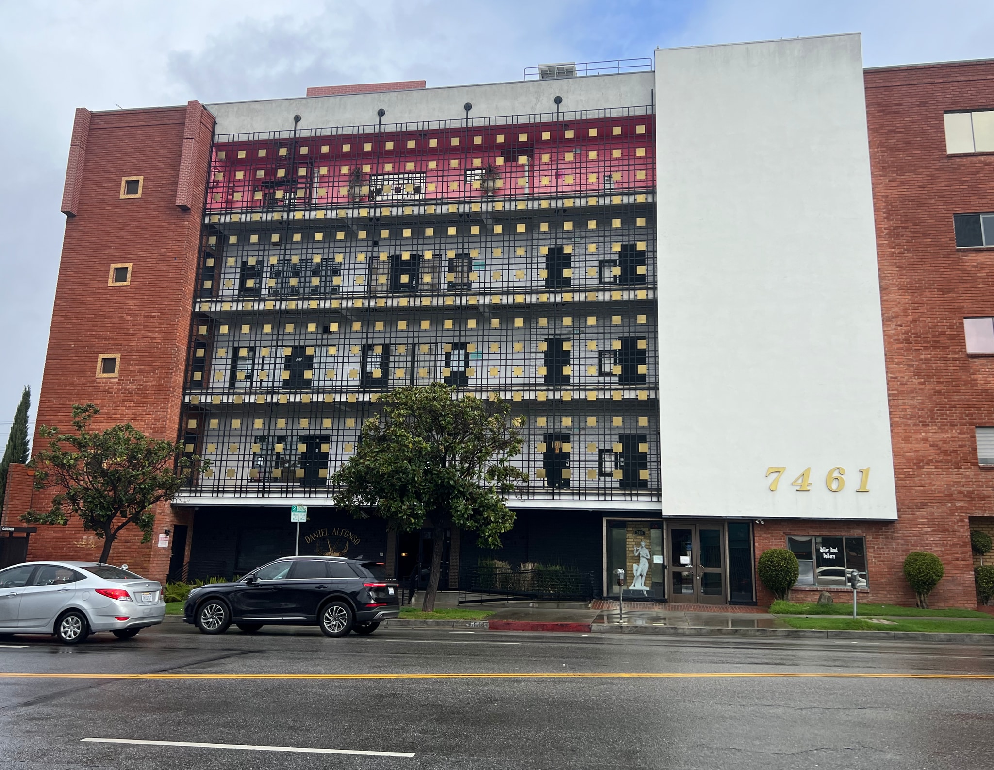 7451-7465 Beverly Blvd, Los Angeles, CA for lease Primary Photo- Image 1 of 12