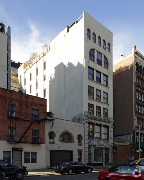 55 Great Jones St, New York, NY à louer - Photo du bâtiment - Image 2 de 4