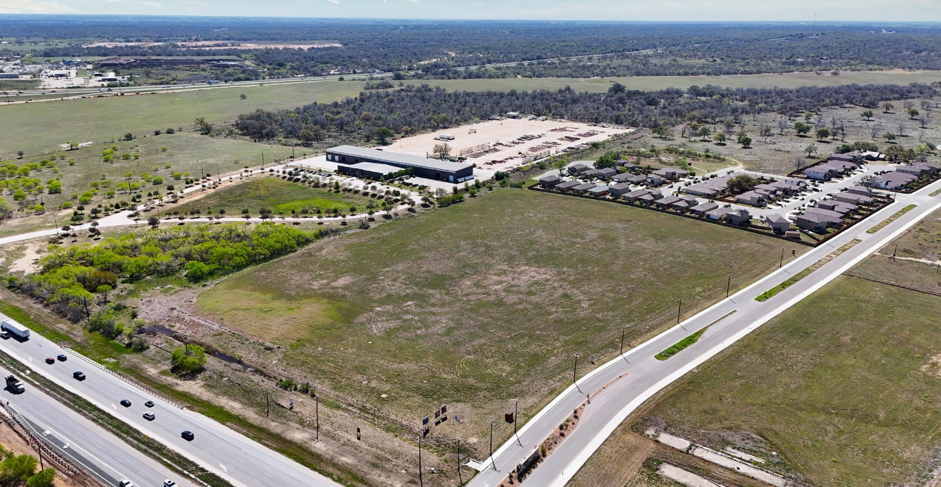 20407 Gus McCrae Ln, San Antonio, TX for sale Primary Photo- Image 1 of 71