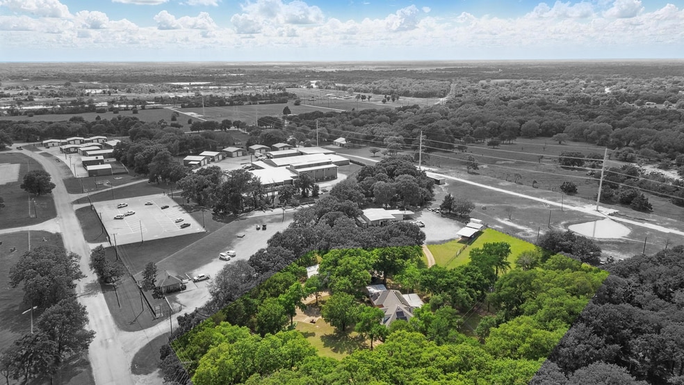 600 W Simonds Rd, Seagoville, TX à vendre - Photo du bâtiment - Image 3 de 13