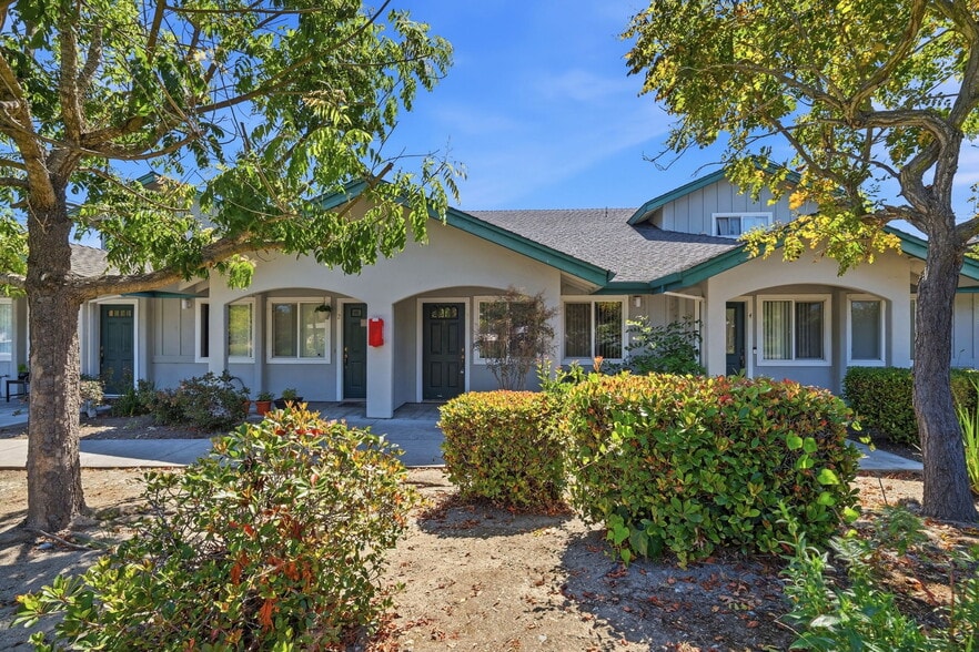 2220 Chanticleer Ave, Santa Cruz, CA for sale - Building Photo - Image 3 of 23