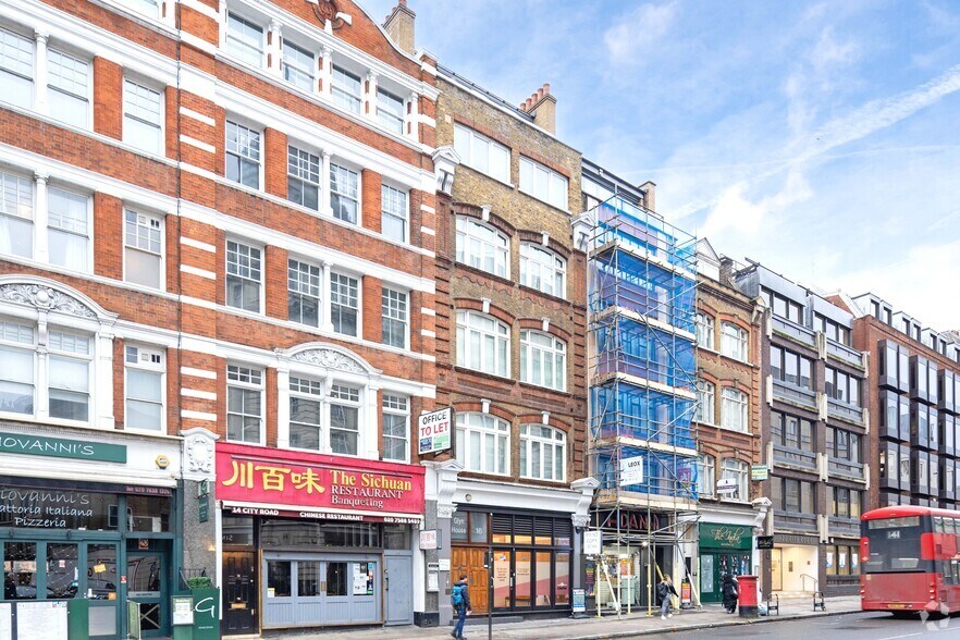 16 City Rd, Londres à louer - Photo du bâtiment - Image 2 de 7