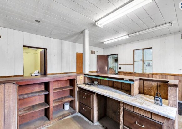 2584 Bay Settlement Rd, Green Bay, WI à vendre - Photo du bâtiment - Image 3 de 6