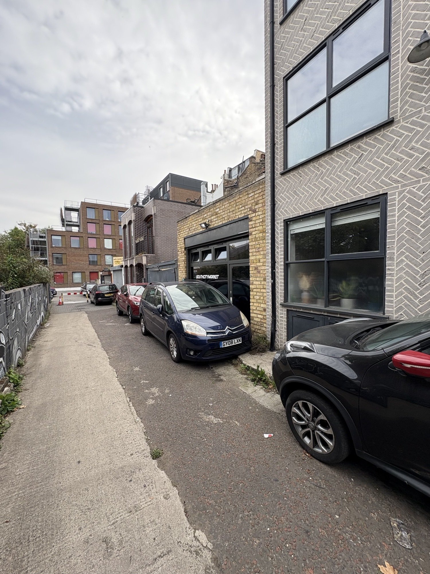 389 New Cross Rd, London for lease Building Photo- Image 1 of 8