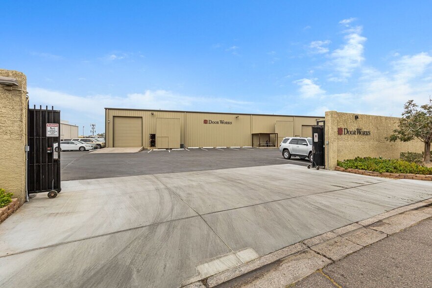 2605 W 1st St, Tempe, AZ à vendre - Photo du bâtiment - Image 2 de 12