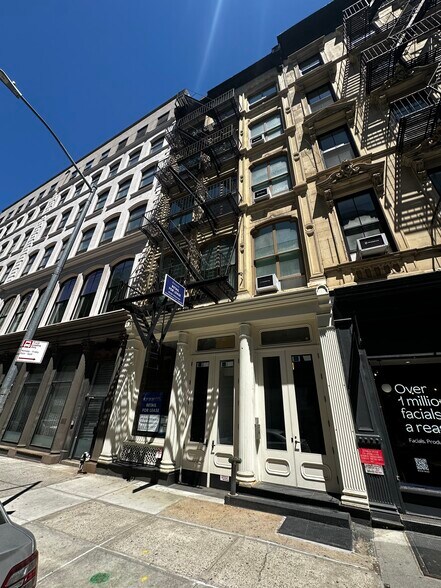 94 Reade St, New York, NY à louer - Photo du bâtiment - Image 3 de 3