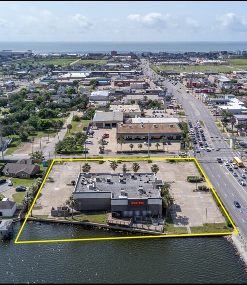 6028 Heards Ln, Galveston, TX for sale - Building Photo - Image 2 of 10