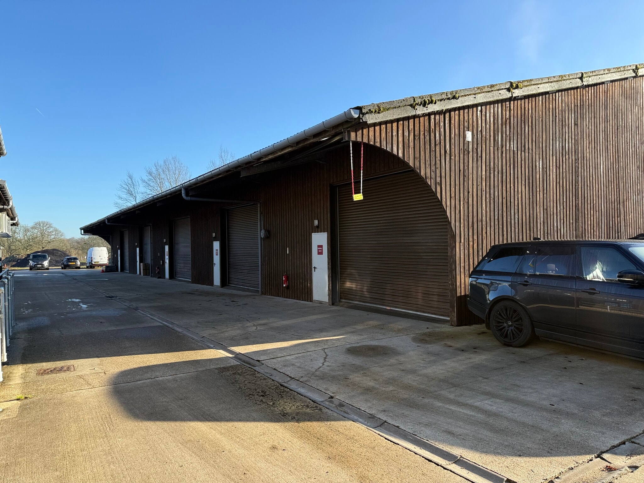 Building 1, Bognor Rd, Warnham for lease Building Photo- Image 1 of 4