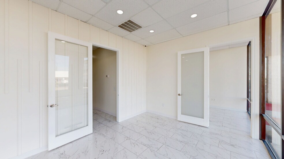 15115 Westheimer Rd, Houston, TX à louer - Numérisation 3D de Matterport - Image 2 de 5