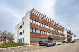 Plus de détails pour 97 Allée Alexandre Borodine, Saint-Priest - Coworking à louer