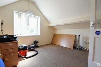 Green Street Green, Dartford for lease Interior Photo- Image 2 of 6