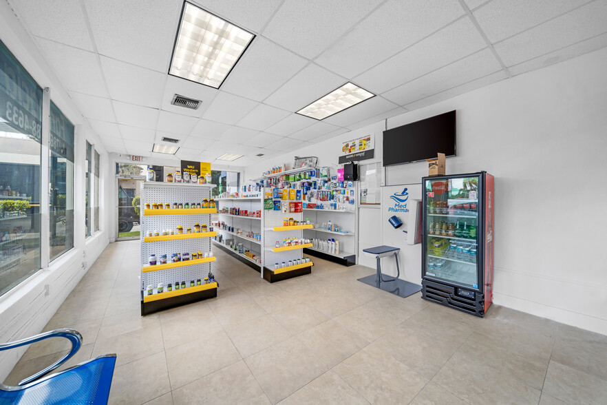 3401 SW 8th St, Miami, FL for lease - Interior Photo - Image 1 of 20