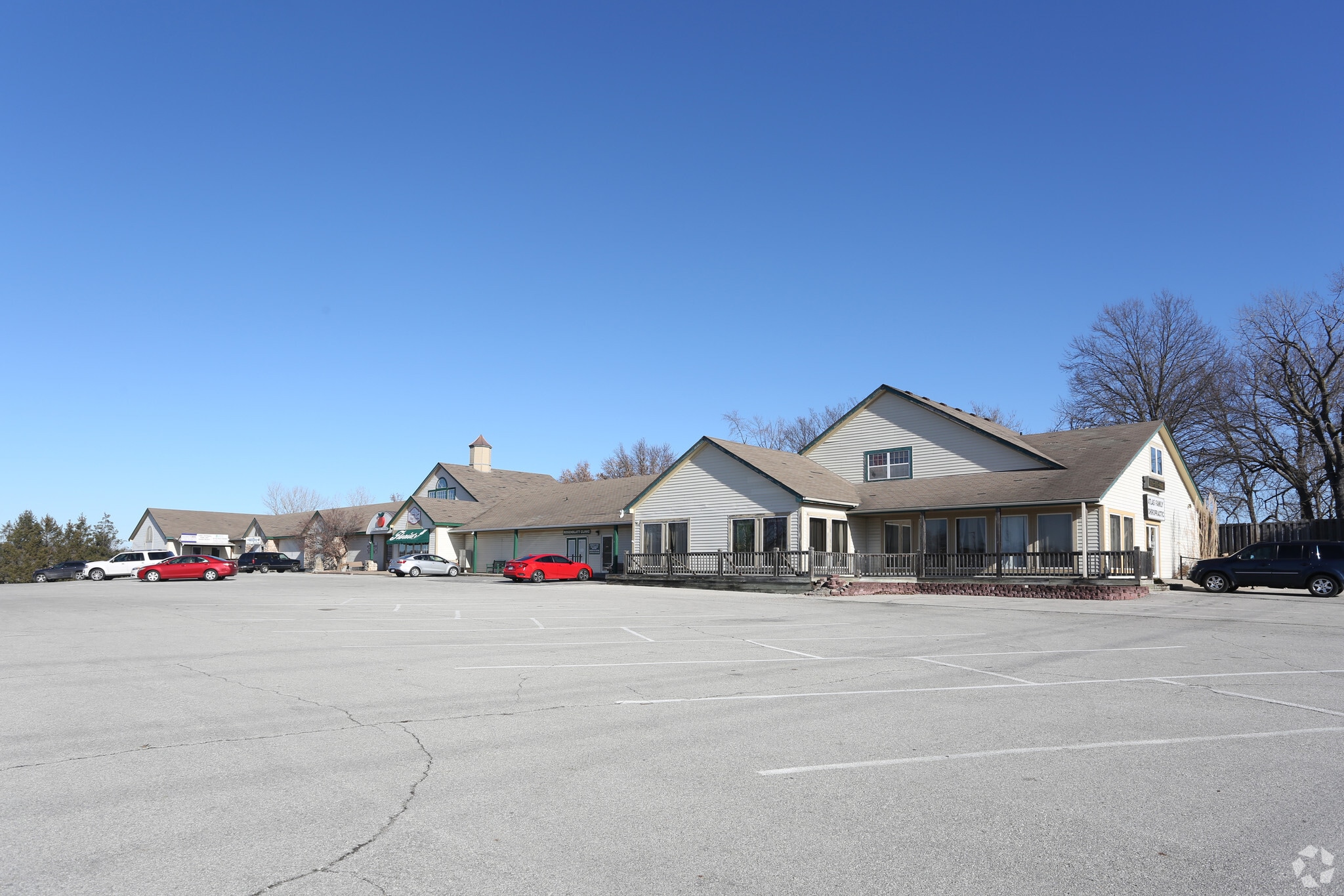 4621 Shrank Dr, Independence, MO for lease Primary Photo- Image 1 of 9